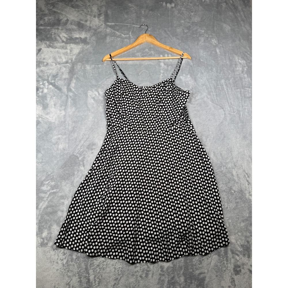 Old Navy Cami Sundress Womens L Black White Smocked Scallop Shells Sleeveless